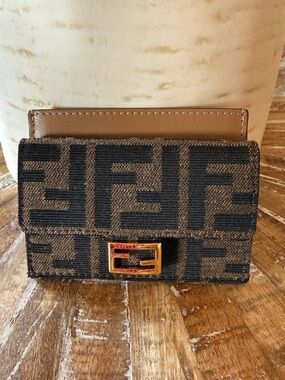 Like new! Fendi Baguette Zucca Cardholder Wallet!